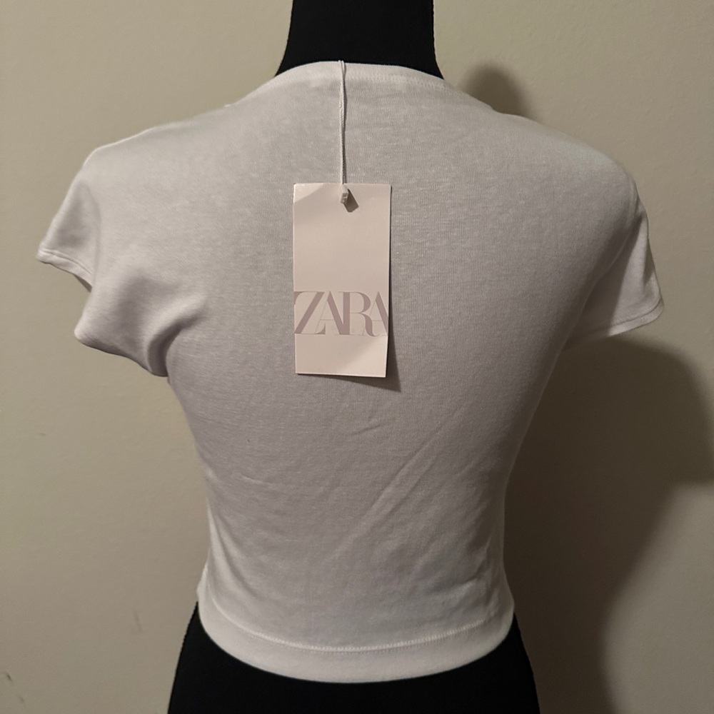 🐰 Zara Cropped T-Shirt (NWT; White;Sz. Large) - Picture 2 of 5